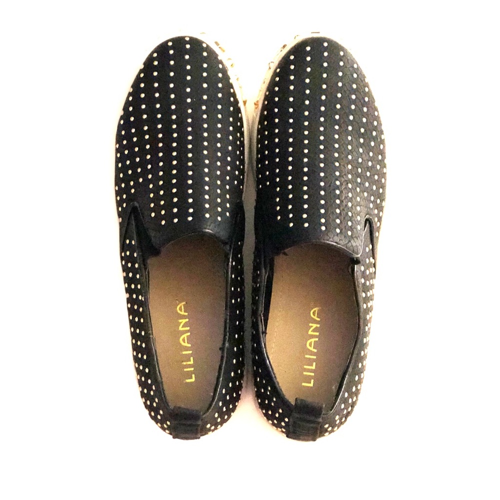 Liliana size 11 women’s shoes! Never worn.